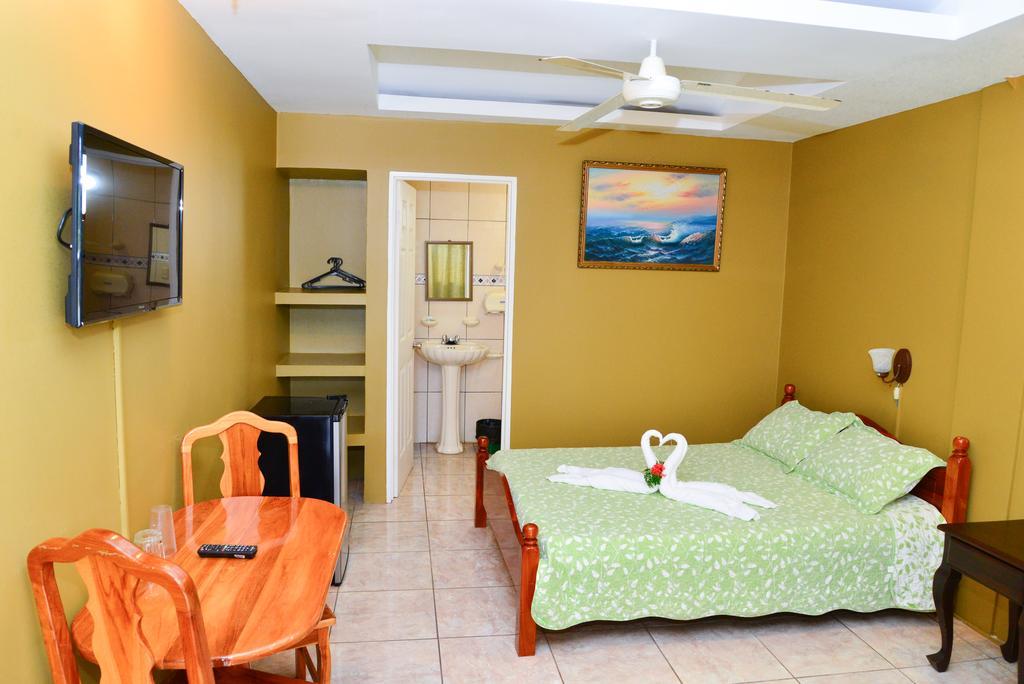 Hotel Le Priss Manuel Antonio Kültér fotó