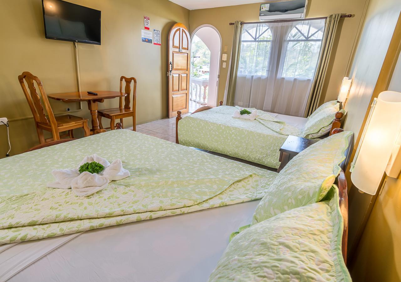 Hotel Le Priss Manuel Antonio Kültér fotó